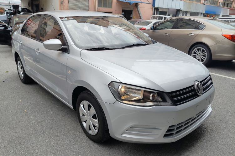 Used Volkswagen Jetta 2013 1.6L Automatic Fashion Model Exterior 1
