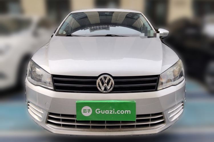 Used Volkswagen Jetta 2013 1.6L Manual Fashion Edition Front