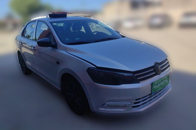 Used Volkswagen Jetta 2013 1.6L Automatic Comfort Model Front Right 45 Deg