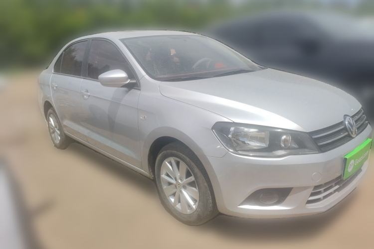 Used Volkswagen Jetta 2013 1.4L Manual Comfort Model Front Right 45 Deg