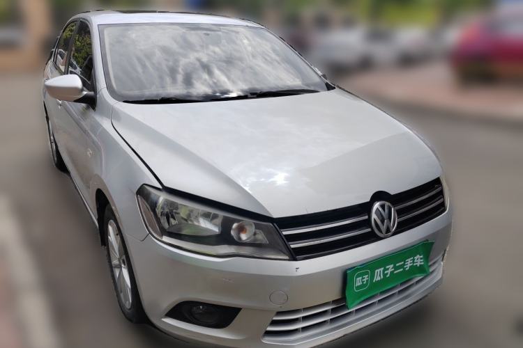 Used Volkswagen Jetta 2013 1.4L Manual Comfort Model Front Right 45 Deg
