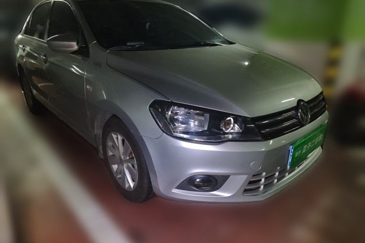 Used Volkswagen Jetta 2013 1.6L Automatic Comfort Model Front Right 45 Deg