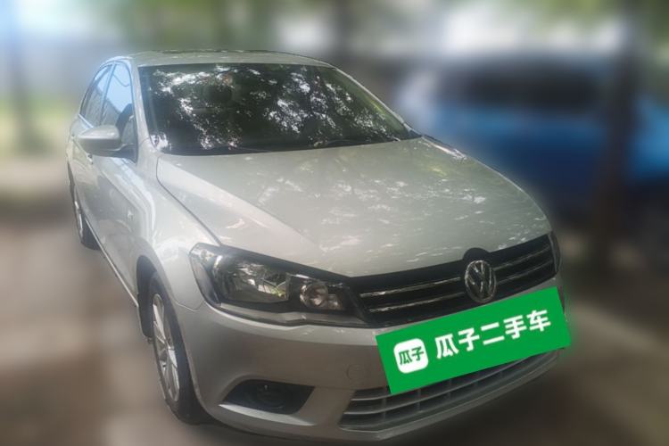 Used Volkswagen Jetta 2013 1.6L Manual Comfort Model Front Right 45 Deg