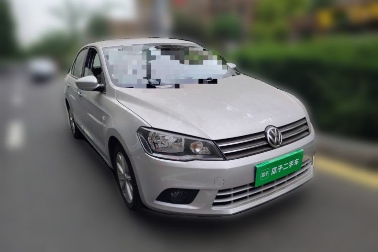 Used Volkswagen Jetta 2013 1.6L Manual Comfort Model Front Right 45 Deg