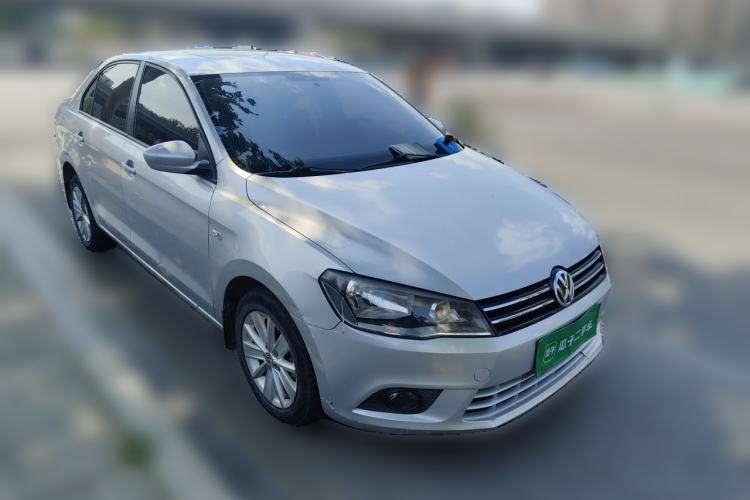 Used Volkswagen Jetta 2013 1.6L Automatic Comfort Model Front Right 45 Deg