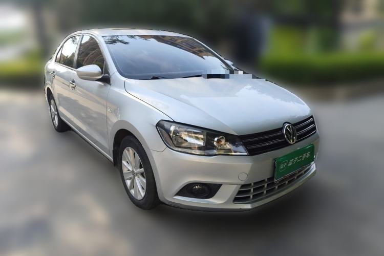 Used Volkswagen Jetta 2013 1.6L Manual Comfort Model Front Right 45 Deg