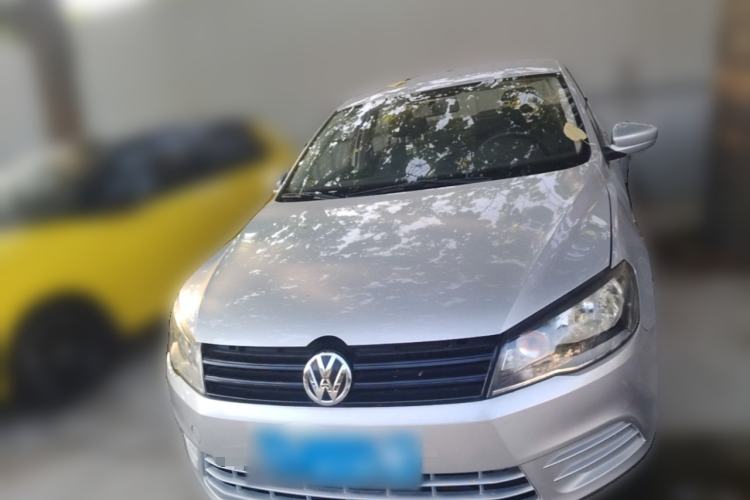 Used Volkswagen Jetta 2013 1.4L Manual Fashion Model Front