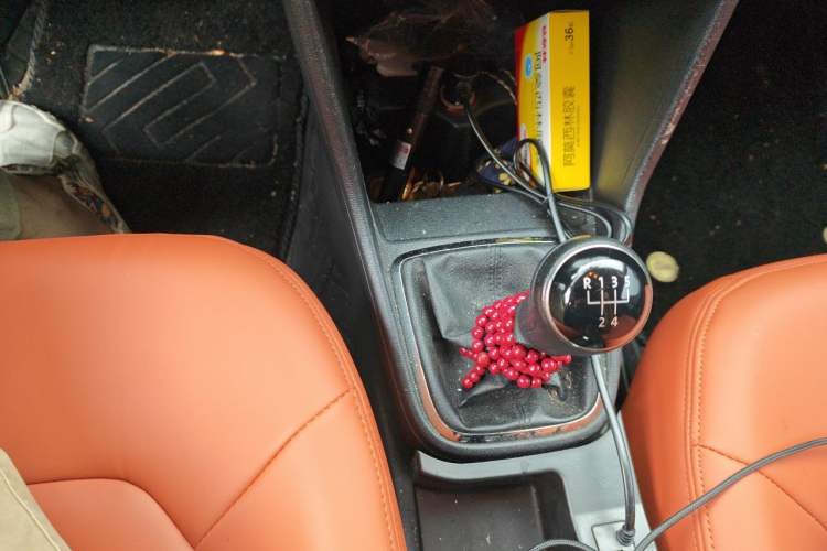 Used Volkswagen Jetta 2013 1.6L Manual Comfort Model Gear Lever