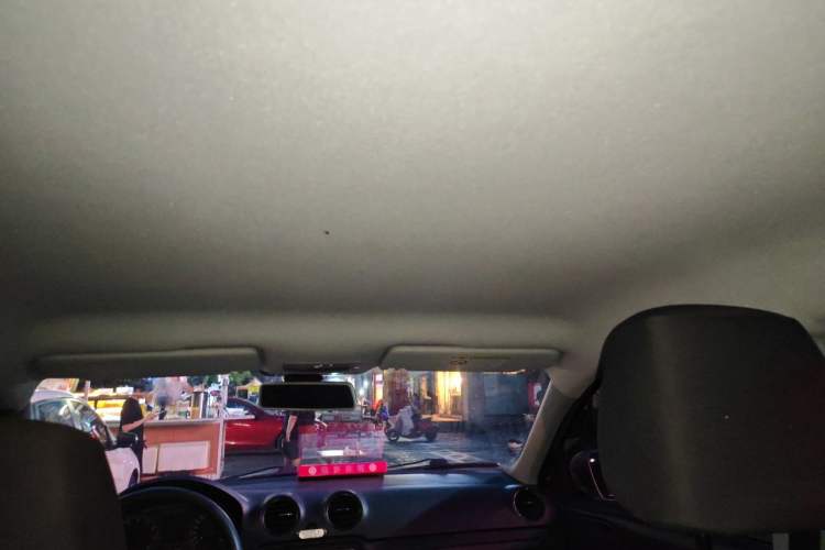 Used Volkswagen Jetta 2013 1.6L Automatic Fashion Model Headliner
