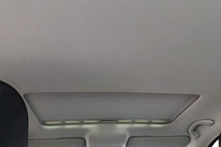 Used Volkswagen Jetta 2013 1.6L Automatic Comfort Model Headliner