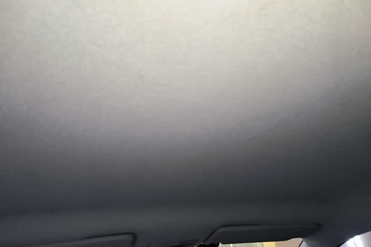 Used Volkswagen Jetta 2013 1.6L Automatic Fashion Model Headliner