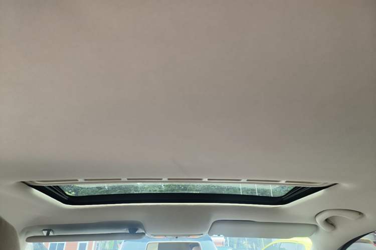 Used Volkswagen Jetta 2013 1.6L Automatic Comfort Model Headliner