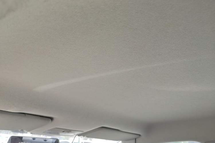 Used Volkswagen Jetta 2013 1.6L Manual Fashion Edition Headliner