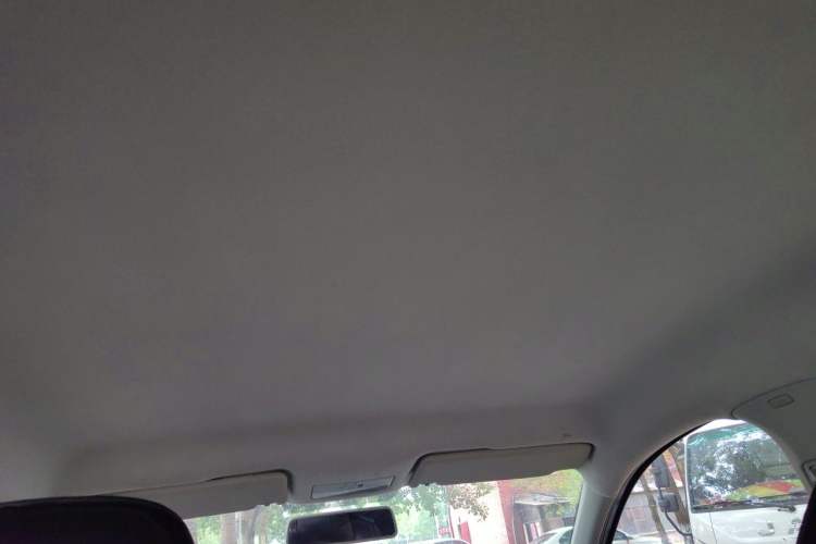 Used Volkswagen Jetta 2013 1.6L Manual Fashion Edition Headliner