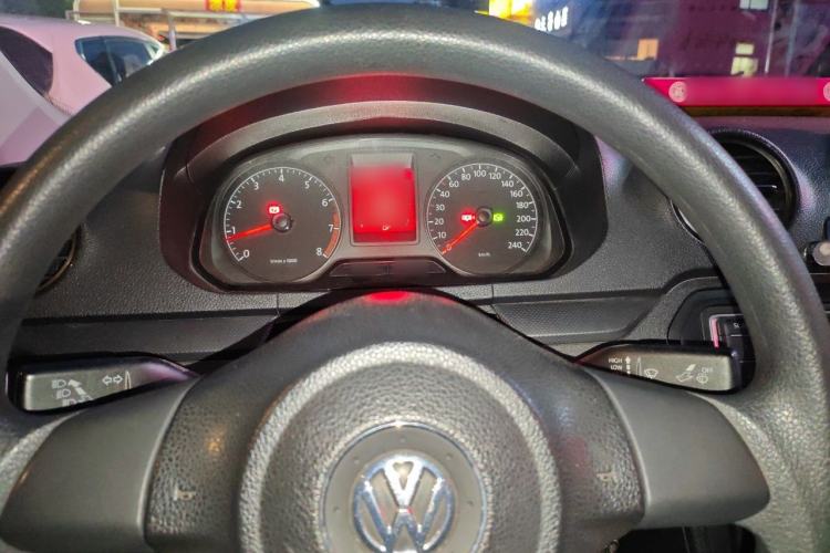 Used Volkswagen Jetta 2013 1.6L Automatic Fashion Model Instrument Cluster