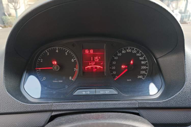 Used Volkswagen Jetta 2013 1.6L Manual Fashion Edition Instrument Cluster