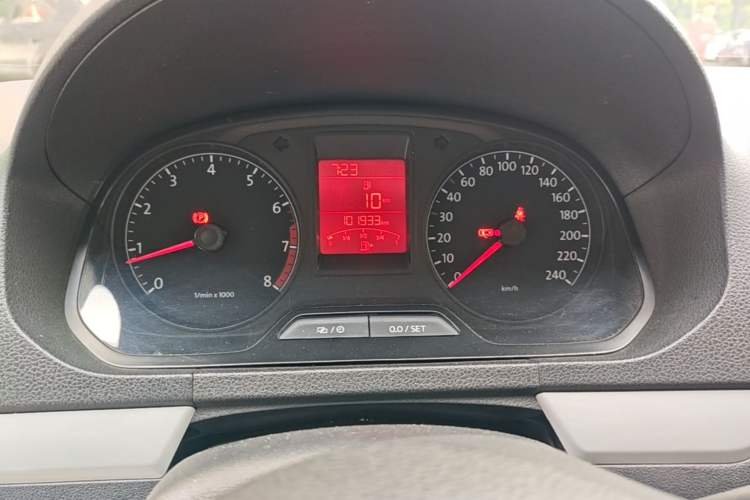 Used Volkswagen Jetta 2013 1.6L Manual Comfort Model Instrument Cluster