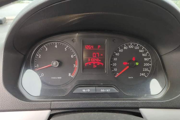 Used Volkswagen Jetta 2013 1.6L Automatic Comfort Model Instrument Cluster