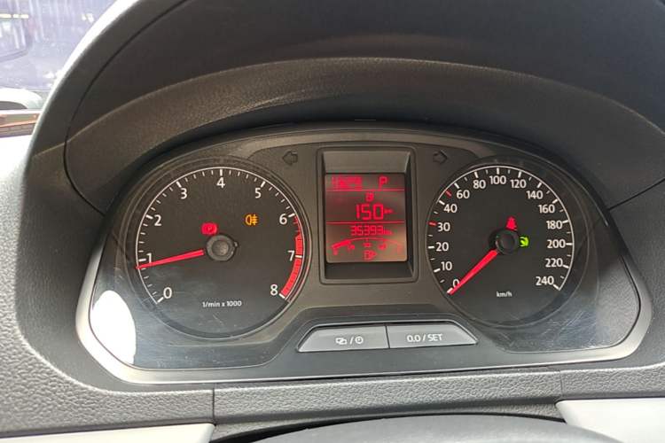 Used Volkswagen Jetta 2013 1.6L Automatic Comfort Model Instrument Cluster