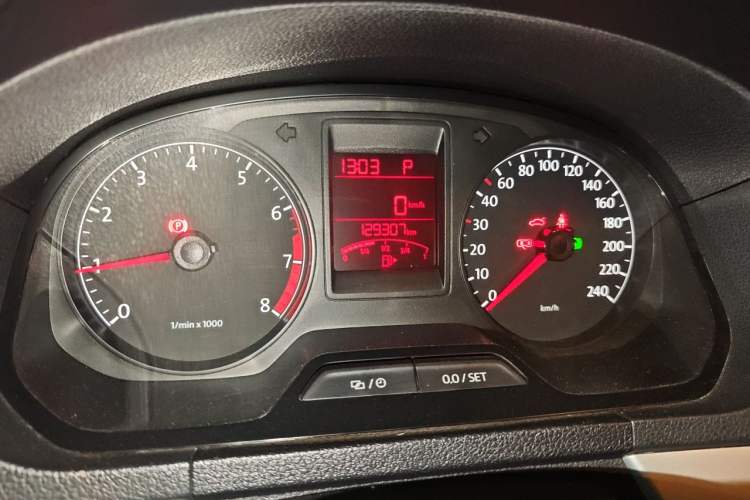Used Volkswagen Jetta 2013 1.6L Automatic Comfort Model Instrument Cluster