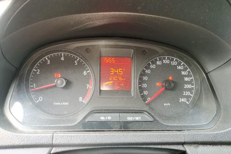 Used Volkswagen Jetta 2013 1.4L Manual Fashion Model Instrument Cluster