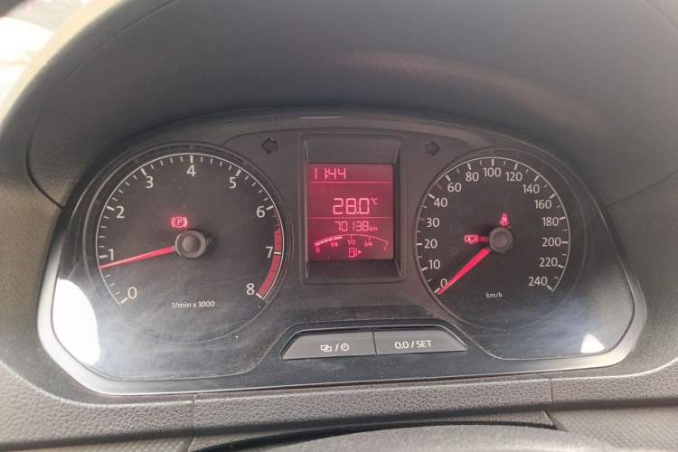 Used Volkswagen Jetta 2013 1.6L Manual Fashion Edition Instrument Cluster