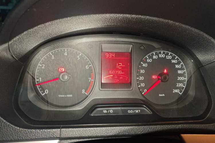 Used Volkswagen Jetta 2013 1.6L Manual Comfort Model Instrument Cluster