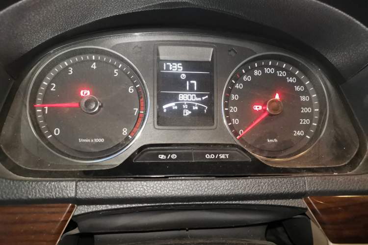 Used Volkswagen Jetta 2013 1.6L Manual Luxury Model Instrument Cluster