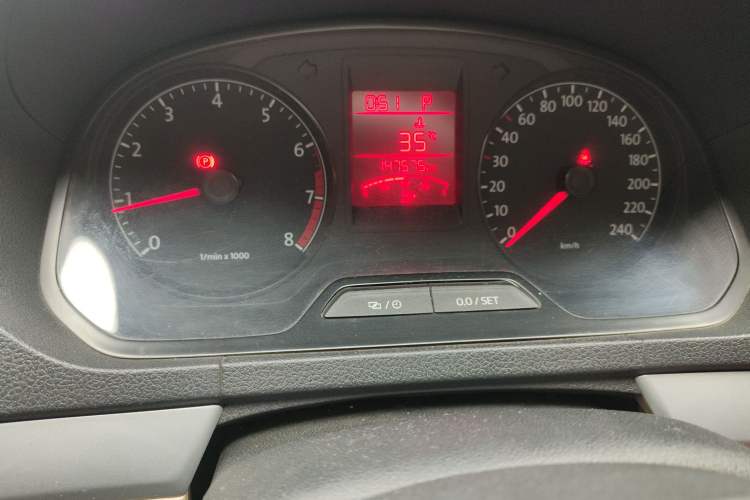 Used Volkswagen Jetta 2013 1.6L Automatic Comfort Model Instrument Cluster