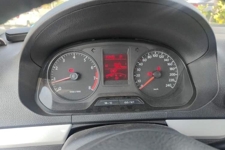 Used Volkswagen Jetta 2013 1.6L Automatic Comfort Model Instrument Cluster