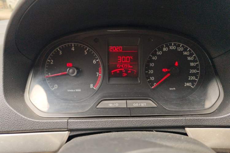 Used Volkswagen Jetta 2013 1.6L Manual Fashion Edition Instrument Cluster