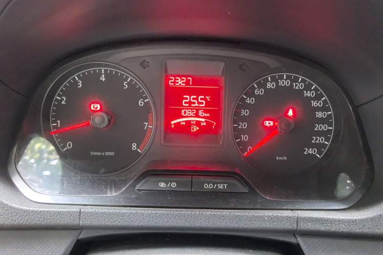 Used Volkswagen Jetta 2013 1.6L Manual Fashion Edition Instrument Cluster
