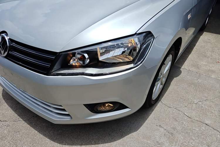 Used Volkswagen Jetta 2013 1.6L Automatic Comfort Model Left Front Headlight