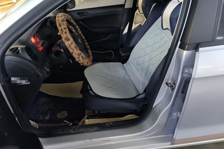 Used Volkswagen Jetta 2013 1.6L Automatic Fashion Model Left Front Seat