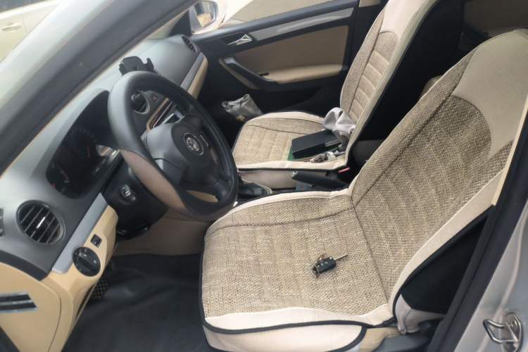 Used Volkswagen Jetta 2013 1.6L Automatic Luxury Model Left Front Seat