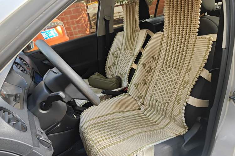 Used Volkswagen Jetta 2013 1.6L Automatic Fashion Model Left Front Seat