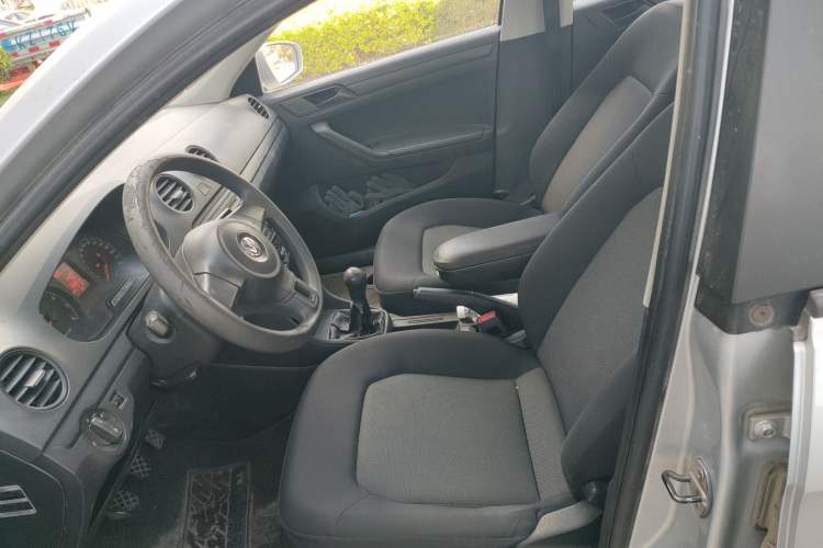 Used Volkswagen Jetta 2013 1.4L Manual Fashion Model Left Front Seat