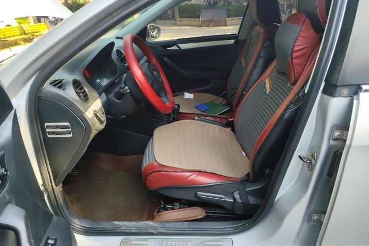 Used Volkswagen Jetta 2013 1.6L Manual Comfort Model Left Front Seat