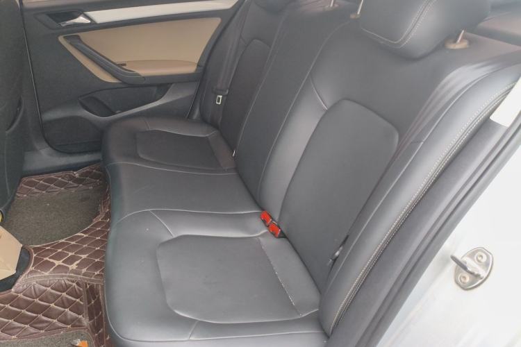 Used Volkswagen Jetta 2013 1.6L Manual Comfort Model Left Rear Seat
