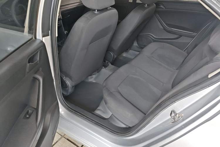Used Volkswagen Jetta 2013 1.4L Manual Fashion Model Left Rear Seat