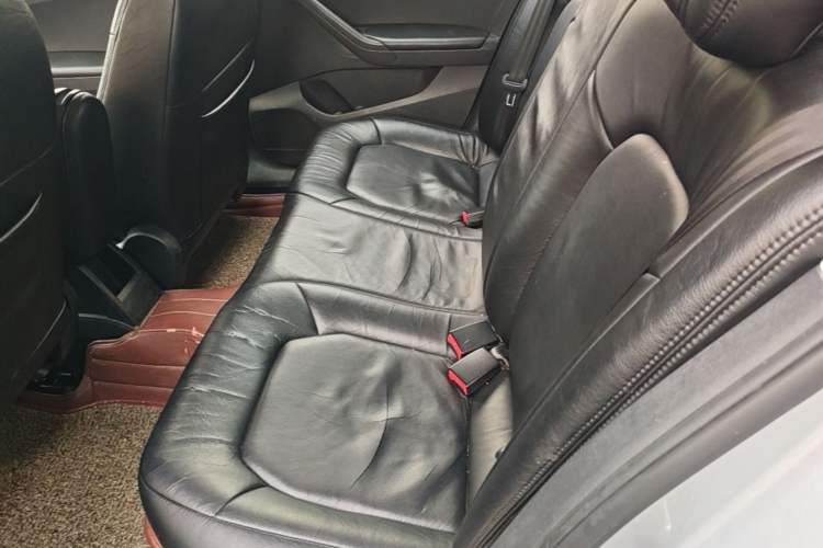 Used Volkswagen Jetta 2013 1.6L Manual Comfort Model Left Rear Seat