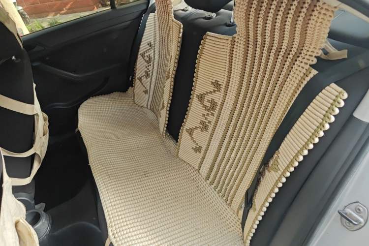 Used Volkswagen Jetta 2013 1.6L Automatic Fashion Model Left Rear Seat