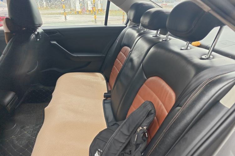 Used Volkswagen Jetta 2013 1.6L Manual Fashion Edition Left Rear Seat