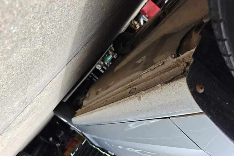 Used Volkswagen Jetta 2013 1.6L Automatic Comfort Model Left Side Sill