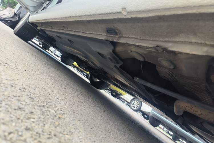 Used Volkswagen Jetta 2013 1.6L Automatic Comfort Model Left Side Sill