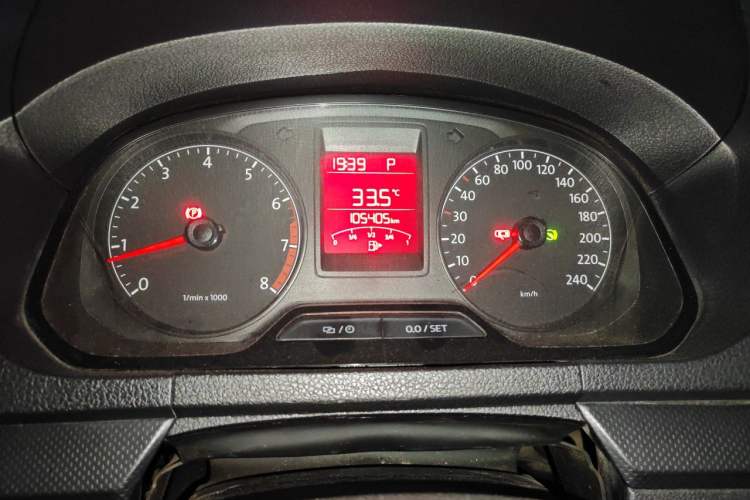 Used Volkswagen Jetta 2013 1.6L Automatic Fashion Model Odometer Close Up