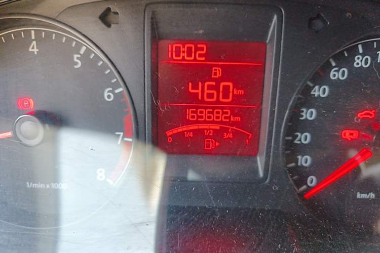 Used Volkswagen Jetta 2013 1.6L Manual Comfort Model Odometer Close Up