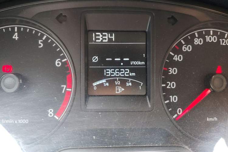Used Volkswagen Jetta 2013 1.6L Manual Comfort Model Odometer Close Up
