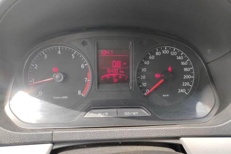 Used Volkswagen Jetta 2013 1.4L Manual Comfort Model Odometer Close Up