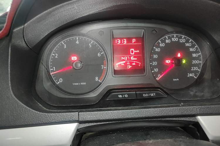 Used Volkswagen Jetta 2013 1.6L Automatic Comfort Model Odometer Close Up